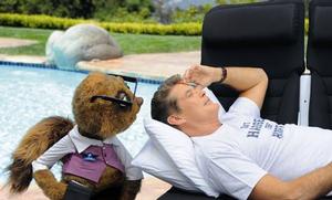 David Hasselhoff lounged around with Rico on the Air New Zealand Skycouch